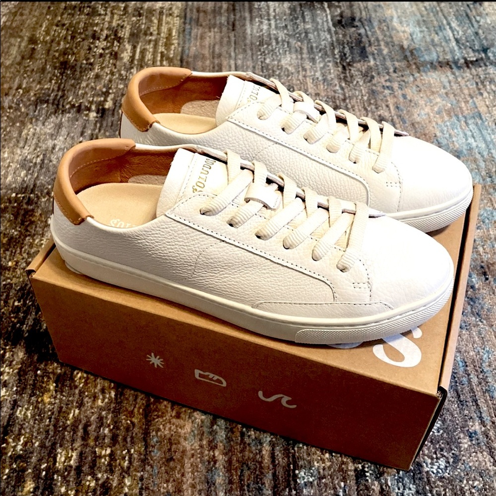 Soludos Ibiza Classic Leather Sneaker 8 NIB